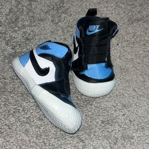 Soft bottom Nikes infant